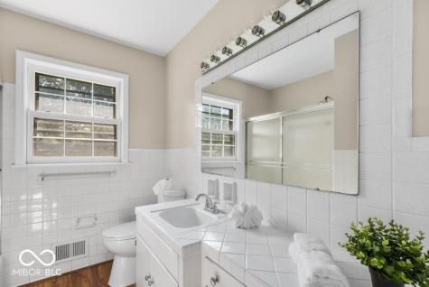 4823 Wanamaker Drive Indianapolis IN 46239