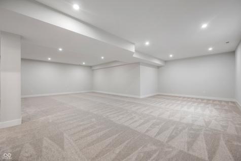 15914 Bellows Avenue Fishers IN 46040