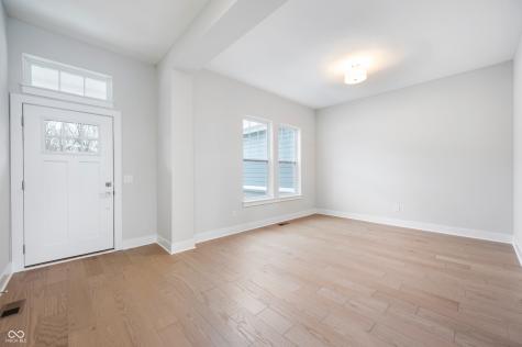 15914 Bellows Avenue Fishers IN 46040