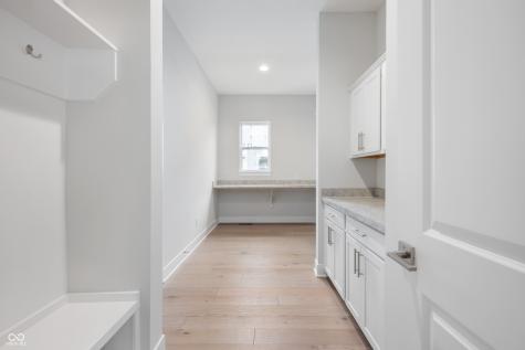 15914 Bellows Avenue Fishers IN 46040