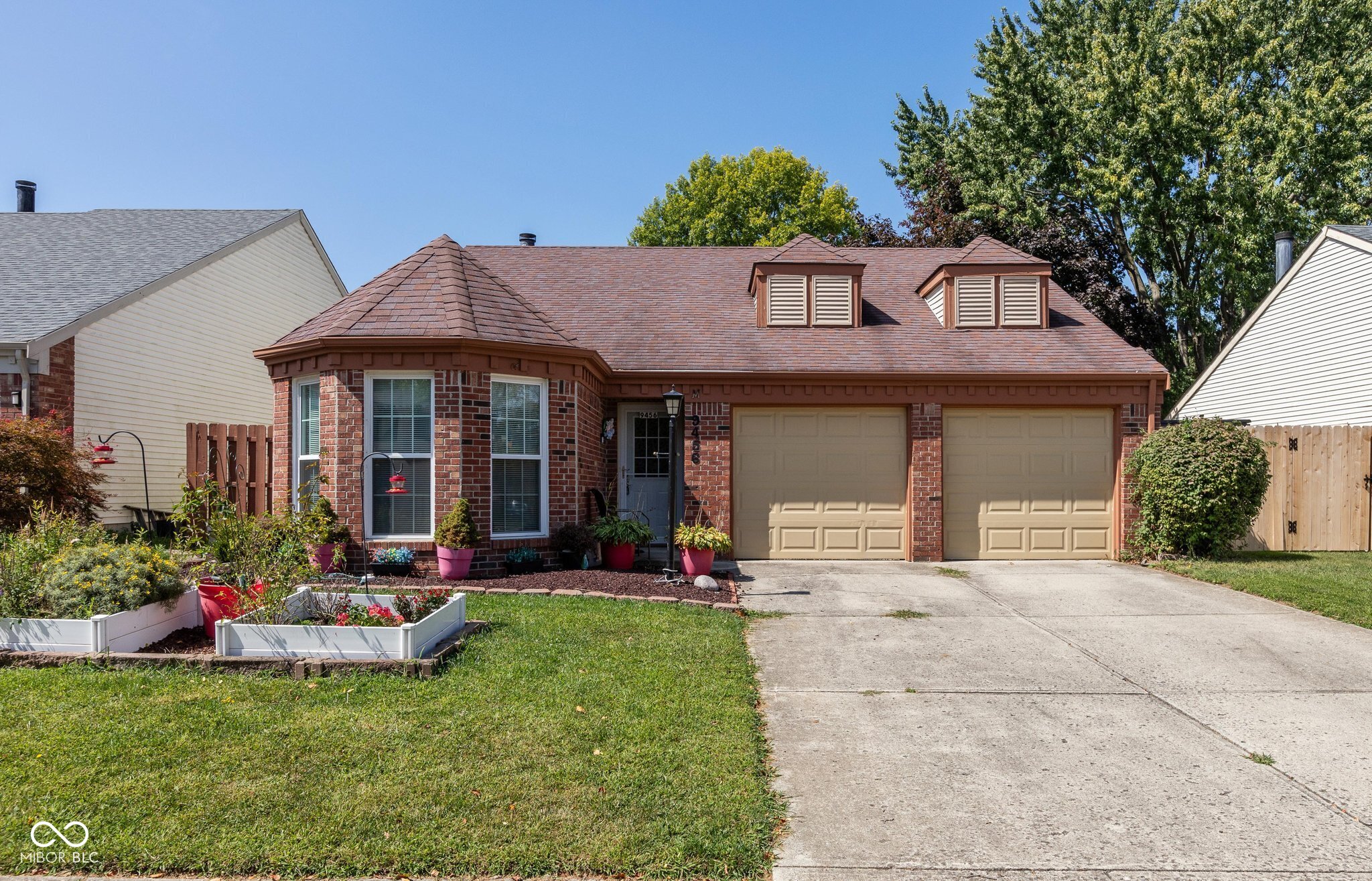 9456 Charter Drive Indianapolis IN 46250