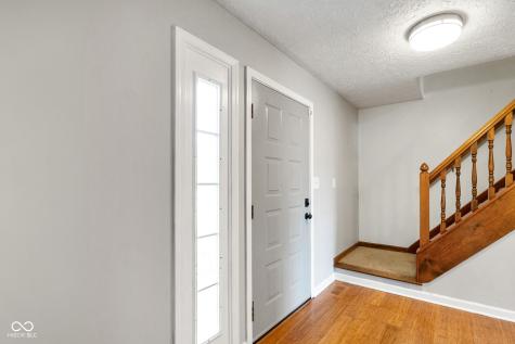 233 Boulder Court Carmel IN 46032