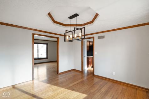 233 Boulder Court Carmel IN 46032