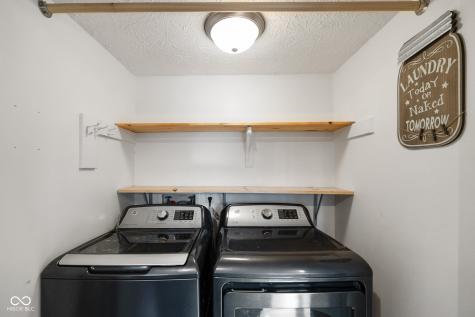 233 Boulder Court Carmel IN 46032