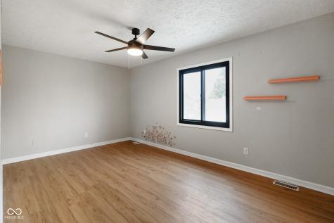 233 Boulder Court Carmel IN 46032