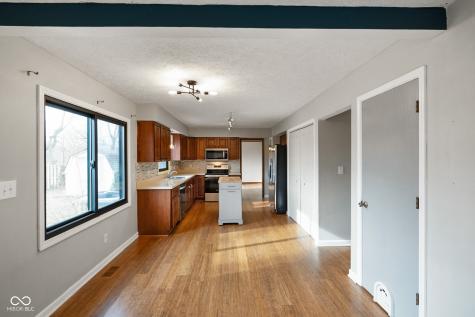 233 Boulder Court Carmel IN 46032