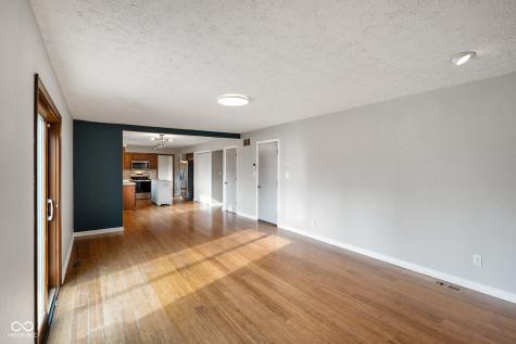 233 Boulder Court Carmel IN 46032