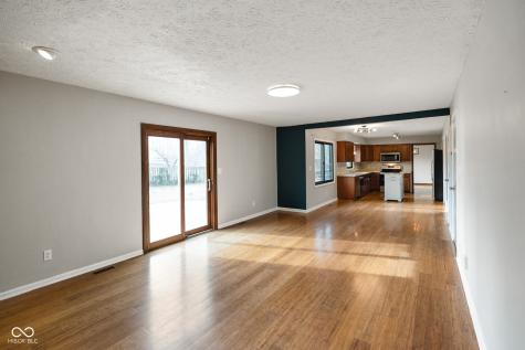 233 Boulder Court Carmel IN 46032