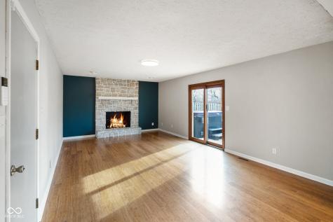 233 Boulder Court Carmel IN 46032