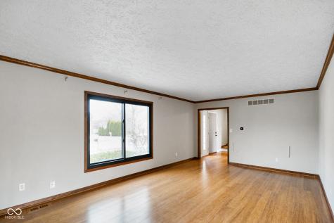 233 Boulder Court Carmel IN 46032