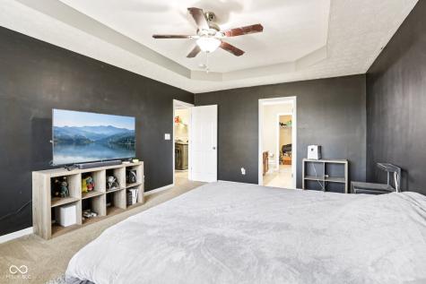 2128 Creekstone Drive Columbus IN 47201