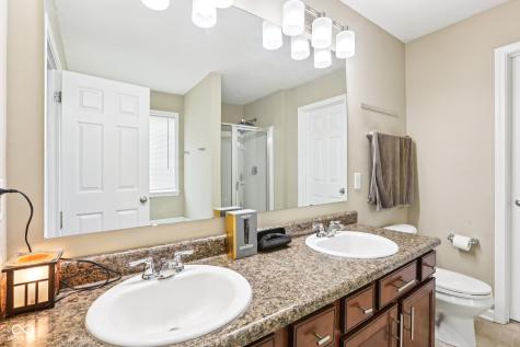 2128 Creekstone Drive Columbus IN 47201