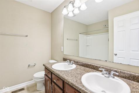 2128 Creekstone Drive Columbus IN 47201