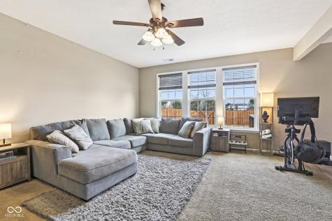 2128 Creekstone Drive Columbus IN 47201