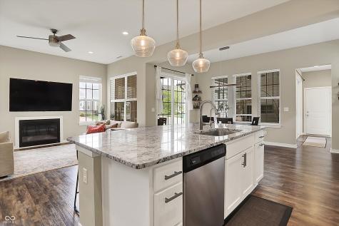 15116 Fenchurch Drive Westfield IN 46074