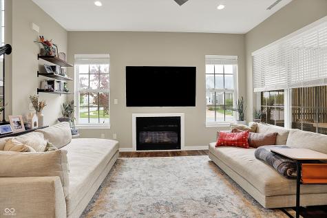 15116 Fenchurch Drive Westfield IN 46074
