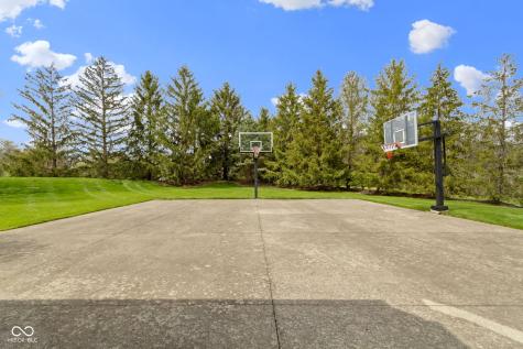 12010 Landover Lane Fishers IN 46037