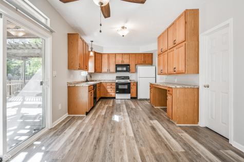 1581 Dale Court Greenfield IN 46140