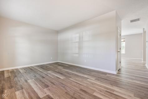 1581 Dale Court Greenfield IN 46140