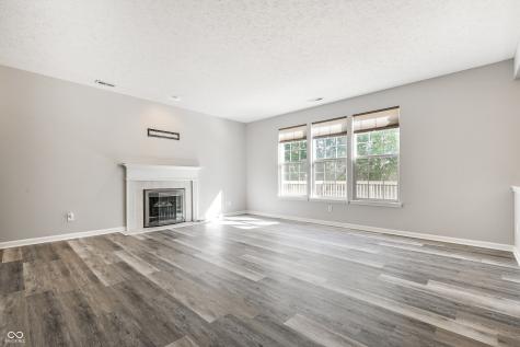 1581 Dale Court Greenfield IN 46140