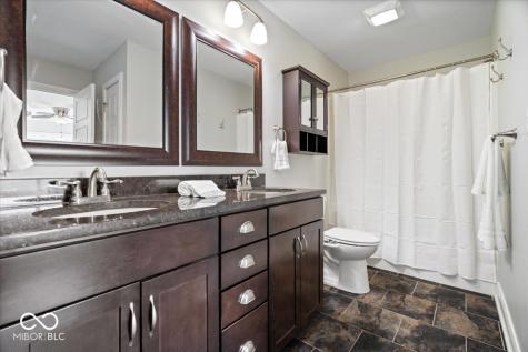 16540 Shore Oaks Court Noblesville IN 46060