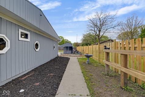 2525 E Jackson Street Muncie IN 47303