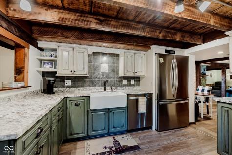 7825 E 500 S Zionsville IN 46077