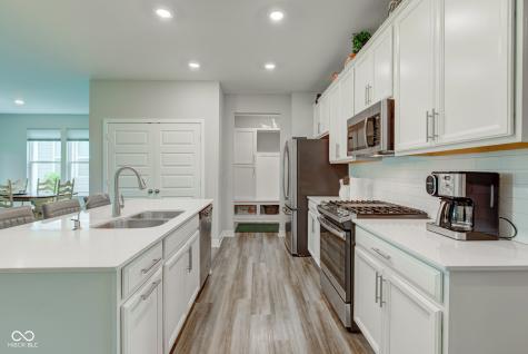 6553 Apperson Drive Noblesville IN 46062
