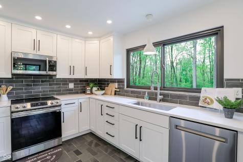 32 Circle Drive Carmel IN 46032