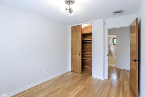 32 Circle Drive Carmel IN 46032