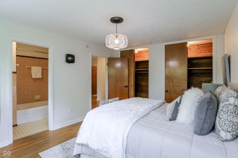 32 Circle Drive Carmel IN 46032