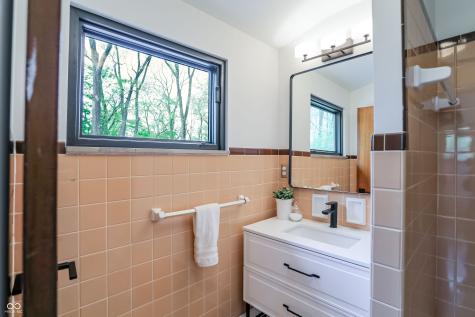 32 Circle Drive Carmel IN 46032
