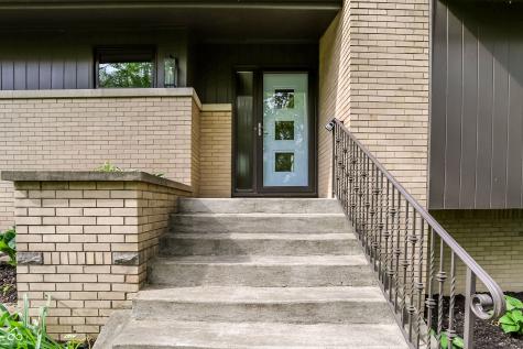 32 Circle Drive Carmel IN 46032
