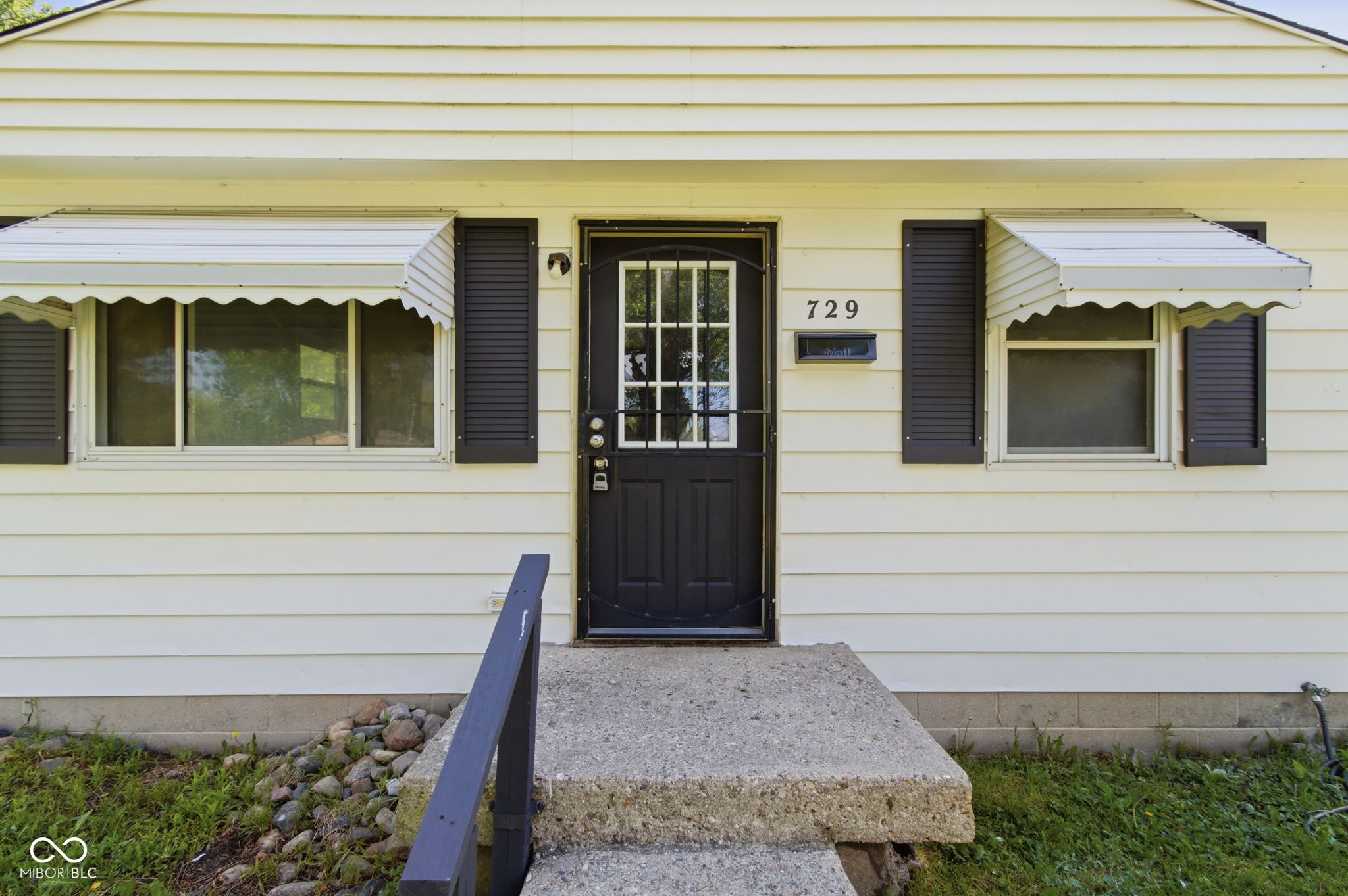729 Auvergne Avenue Indianapolis IN 46203