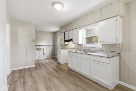 729 Auvergne Avenue Indianapolis IN 46203