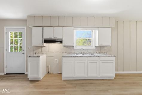 729 Auvergne Avenue Indianapolis IN 46203