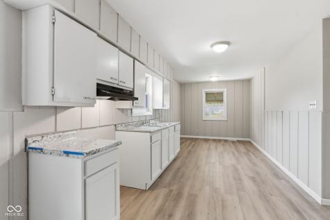729 Auvergne Avenue Indianapolis IN 46203