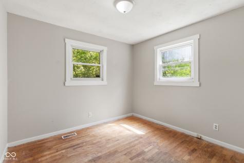729 Auvergne Avenue Indianapolis IN 46203