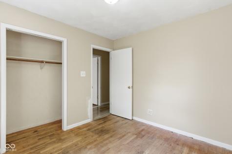 729 Auvergne Avenue Indianapolis IN 46203