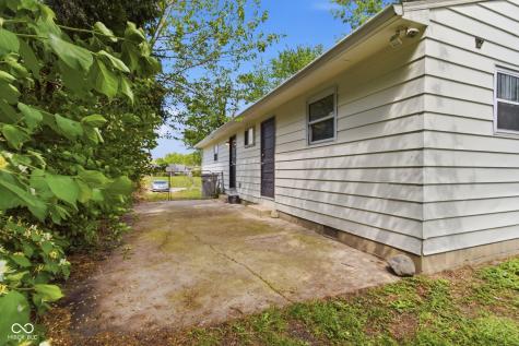 729 Auvergne Avenue Indianapolis IN 46203