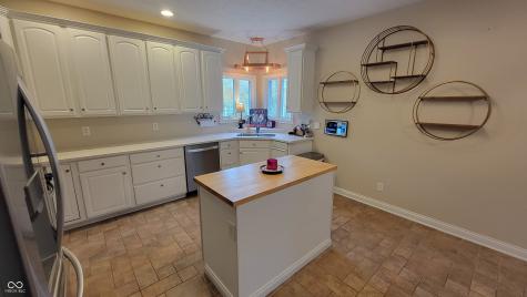 5773 Station Hill Drive Avon IN 46123