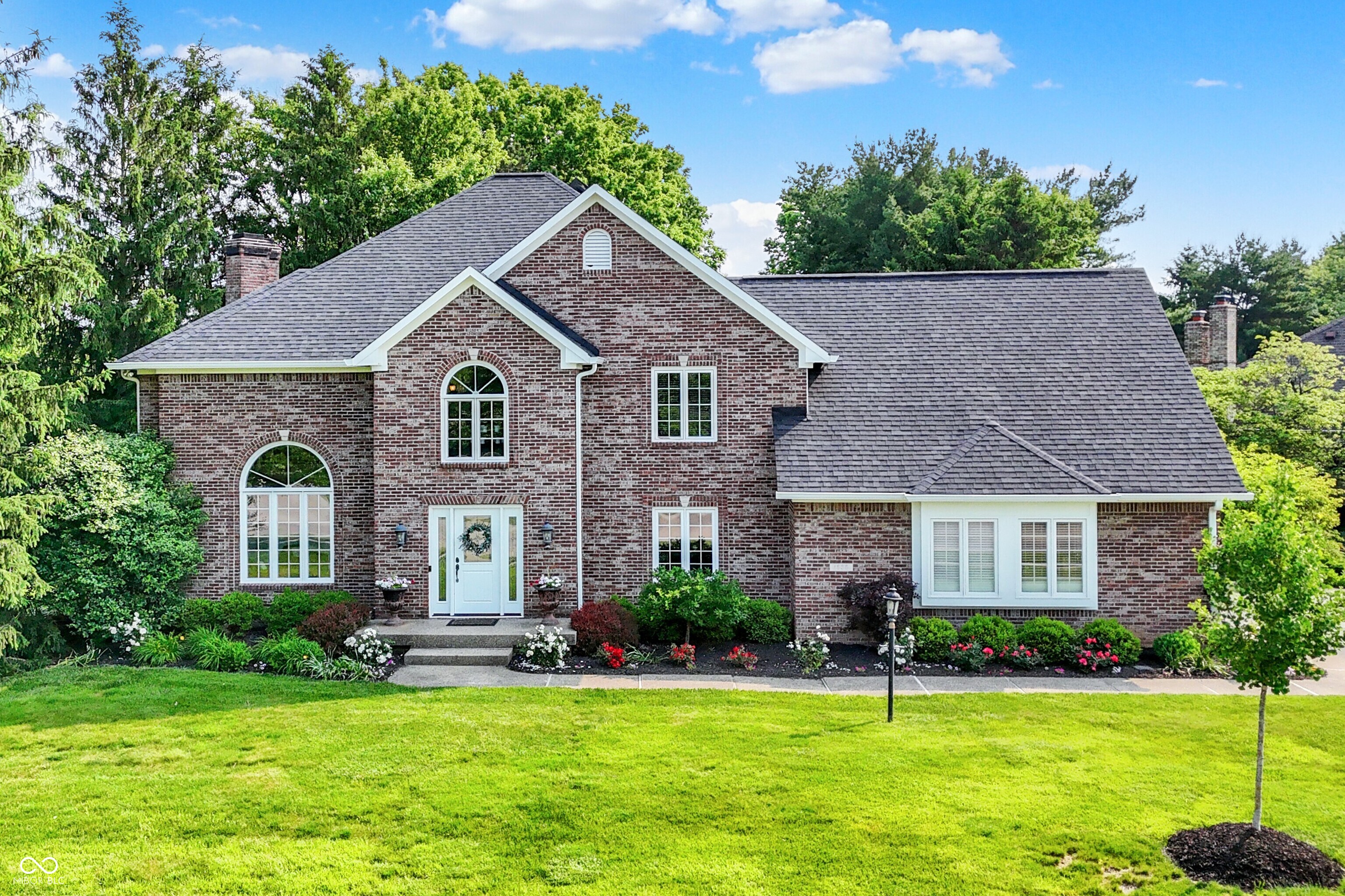 1898 Corniche Drive Zionsville IN 46077