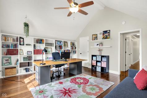 1898 Corniche Drive Zionsville IN 46077