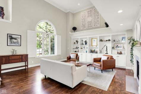 1898 Corniche Drive Zionsville IN 46077