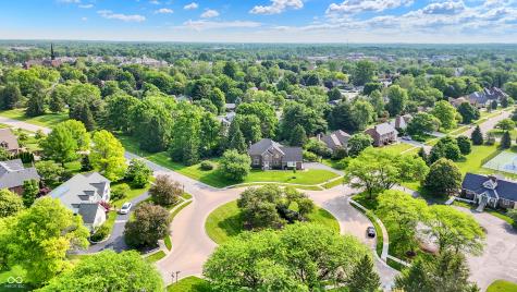 1898 Corniche Drive Zionsville IN 46077