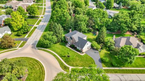 1898 Corniche Drive Zionsville IN 46077