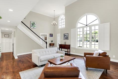 1898 Corniche Drive Zionsville IN 46077
