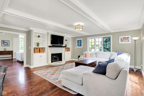 1898 Corniche Drive Zionsville IN 46077