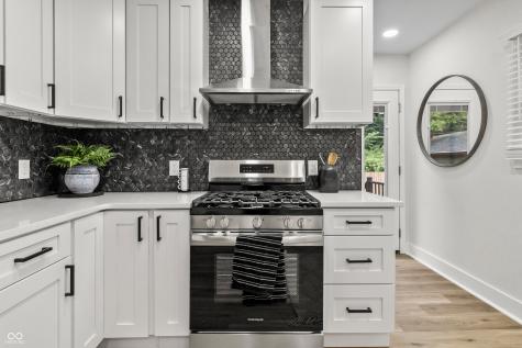 5627 Winthrop Avenue Indianapolis IN 46220