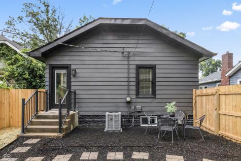 5627 Winthrop Avenue Indianapolis IN 46220